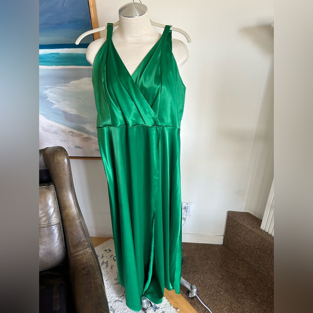 REBDOLLS Green Satin Tea Length Cocktail Dress, Size 3X NWOT